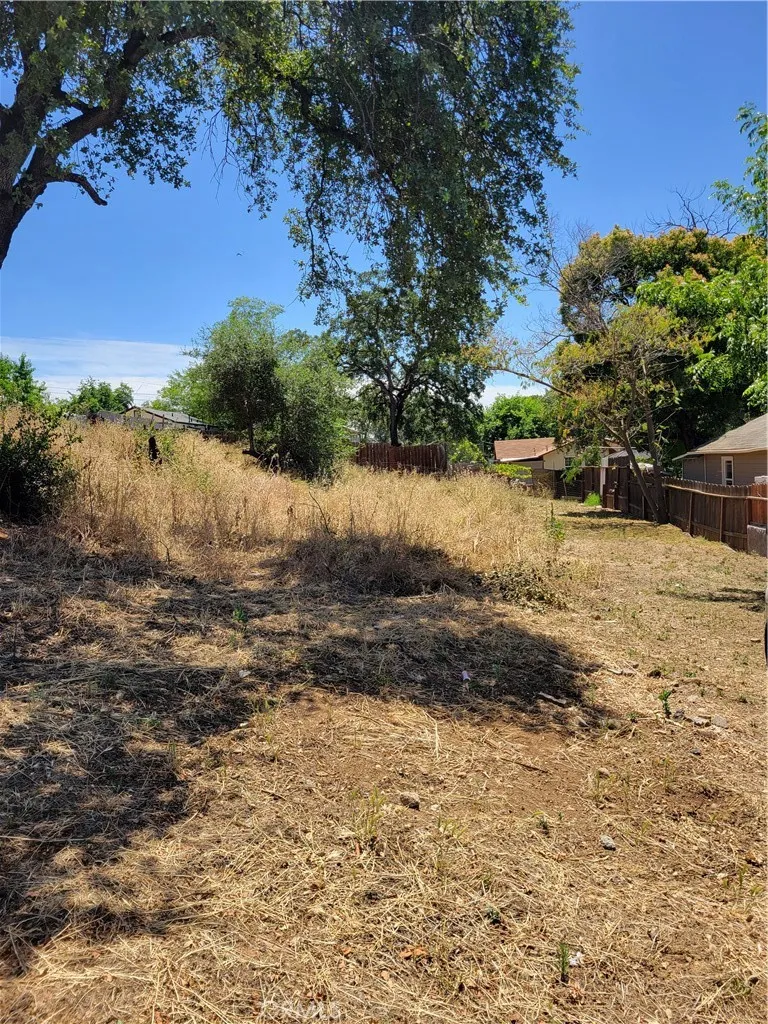 1835 Elgin Oroville, CA 95966