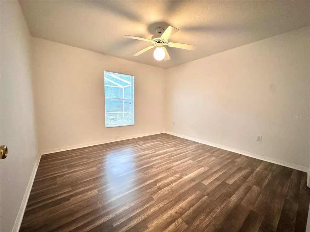 29439 SCHINNECOCK HILLS LANE San Antonio, FL 33576
