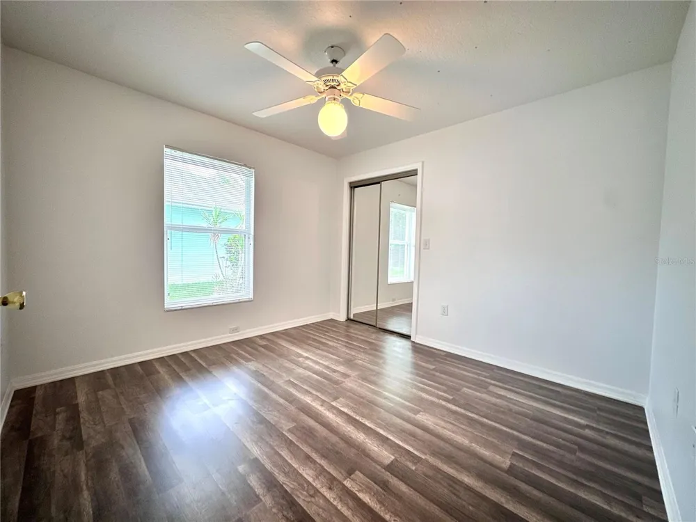29439 SCHINNECOCK HILLS LANE San Antonio, FL 33576