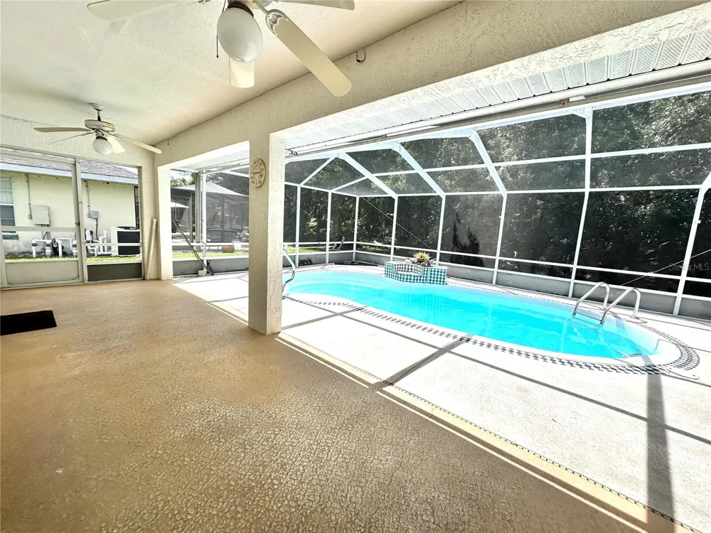 29439 SCHINNECOCK HILLS LANE San Antonio, FL 33576