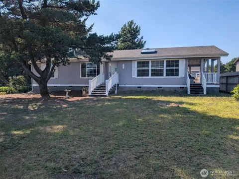 313 Ocean Shores Boulevard NW