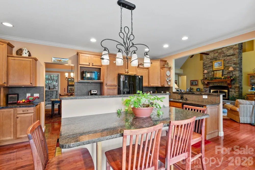 522 Silver Hawk Lane Weaverville, NC 28787