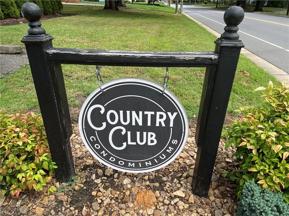 201 Quesinberry Road #E2 Mount Airy, NC 27030