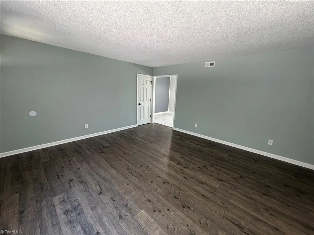 201 Quesinberry Road #E2 Mount Airy, NC 27030