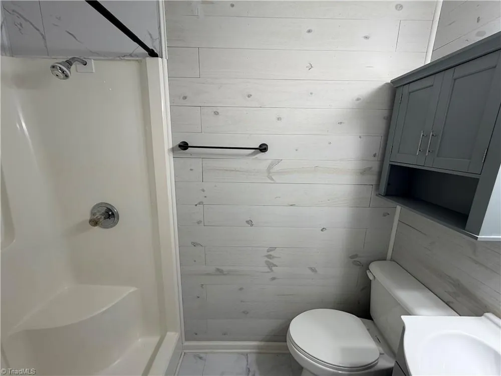 201 Quesinberry Road #E2 Mount Airy, NC 27030