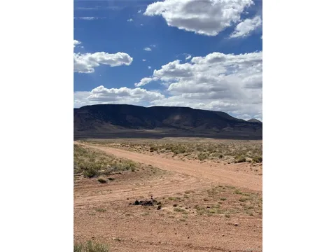 1 La Jara Trail