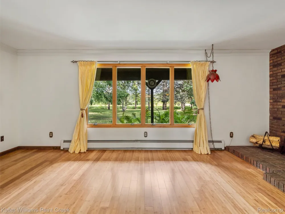 5500 Seymour Lake Road Brandon Charter Township, MI 48371
