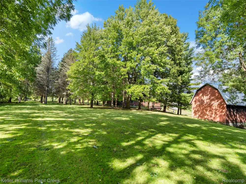 5500 Seymour Lake Road Brandon Charter Township, MI 48371