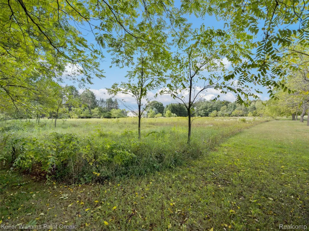 5500 Seymour Lake Road Brandon Charter Township, MI 48371