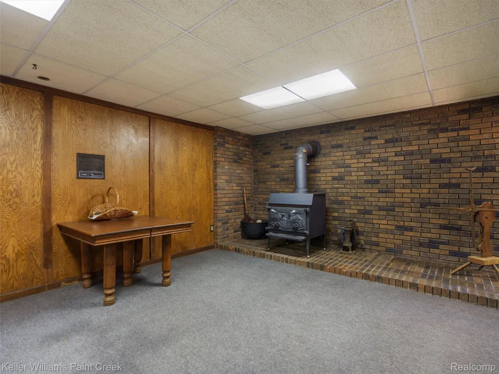 5500 Seymour Lake Road Brandon Charter Township, MI 48371