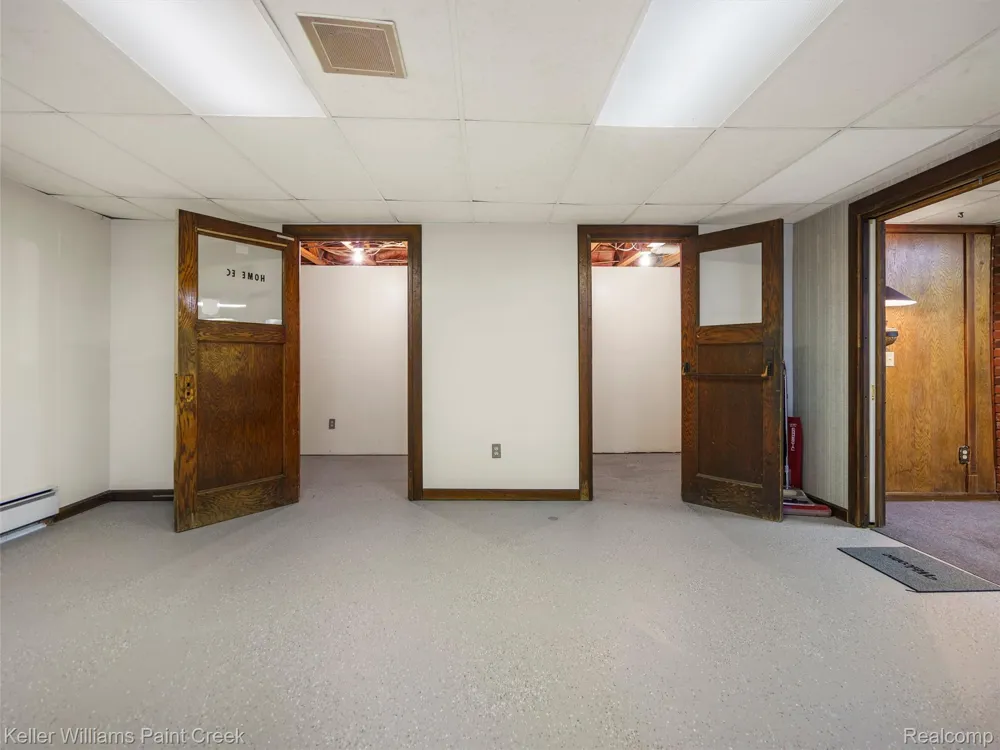 5500 Seymour Lake Road Brandon Charter Township, MI 48371