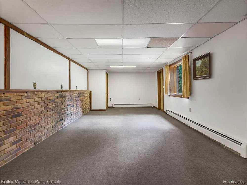 5500 Seymour Lake Road Brandon Charter Township, MI 48371