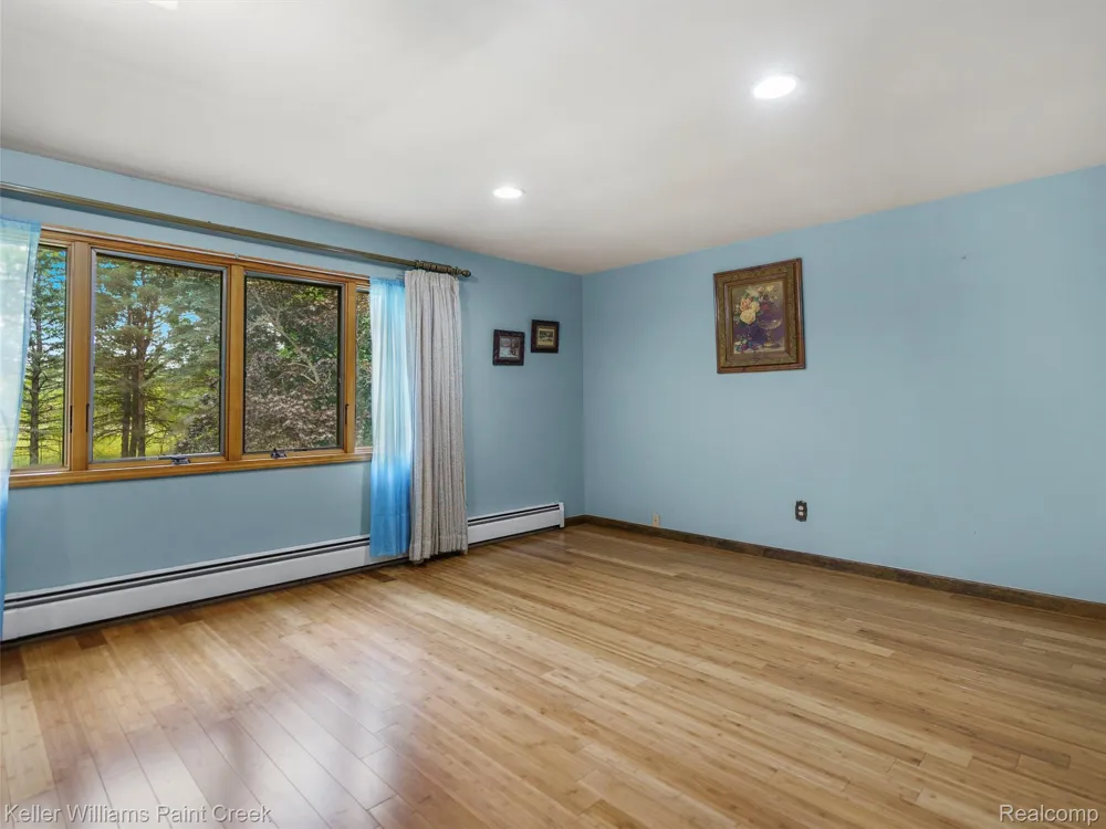 5500 Seymour Lake Road Brandon Charter Township, MI 48371