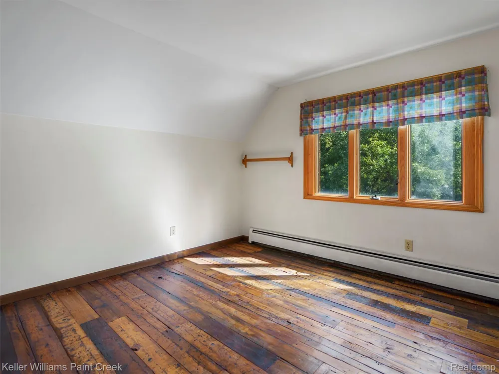 5500 Seymour Lake Road Brandon Charter Township, MI 48371