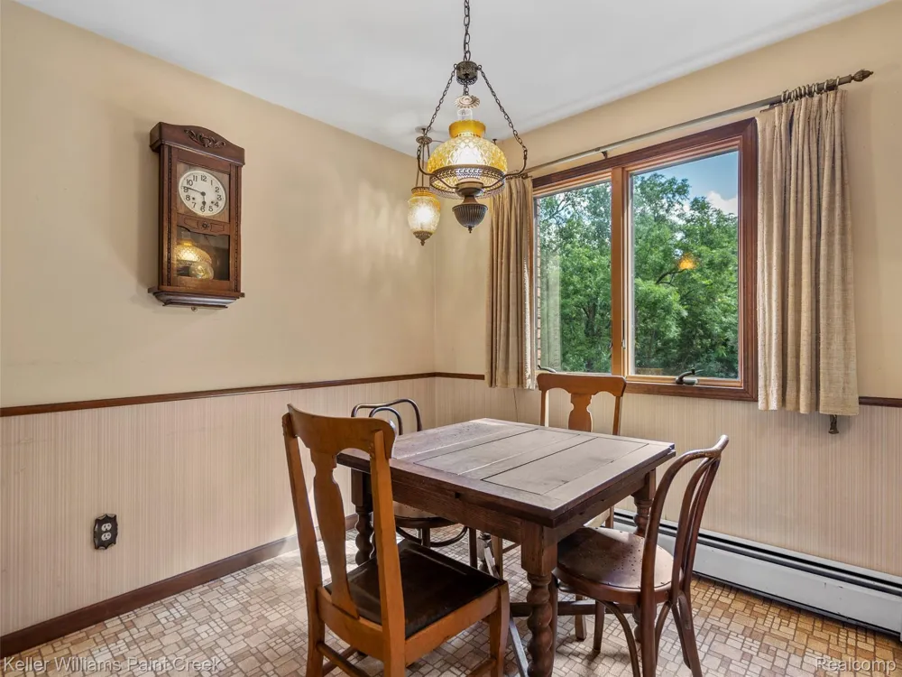 5500 Seymour Lake Road Brandon Charter Township, MI 48371
