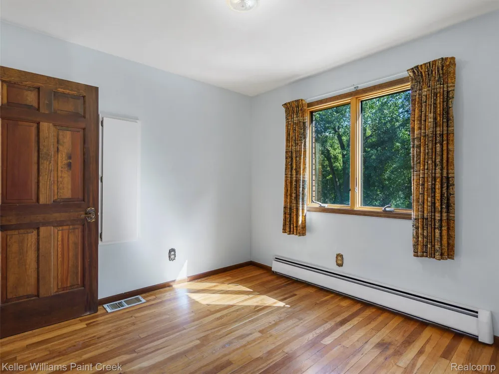 5500 Seymour Lake Road Brandon Charter Township, MI 48371