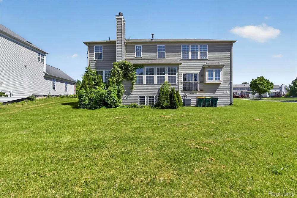 8862 Prairie Street York Charter Township, MI 48197