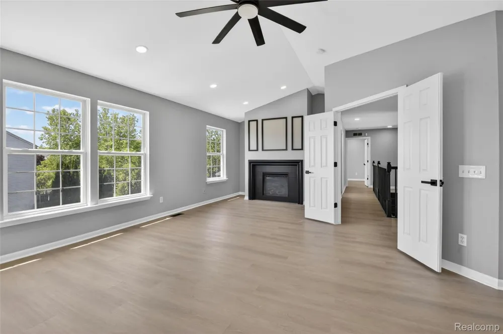 8862 Prairie Street York Charter Township, MI 48197