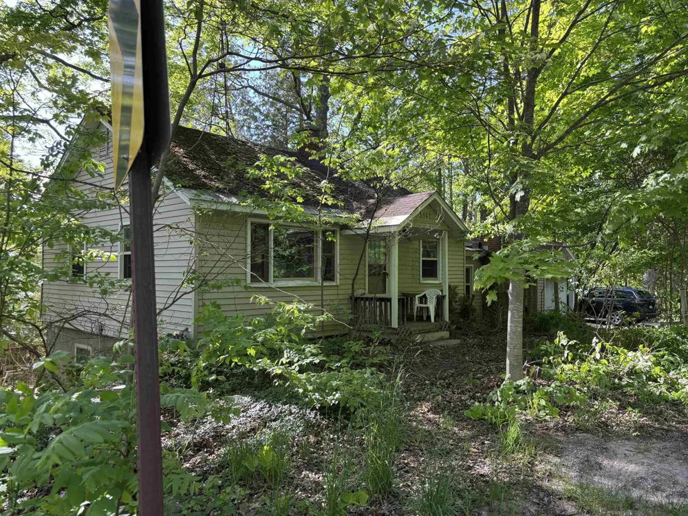 5962 S Lake Leelanau Drive Bingham Township, MI 49684