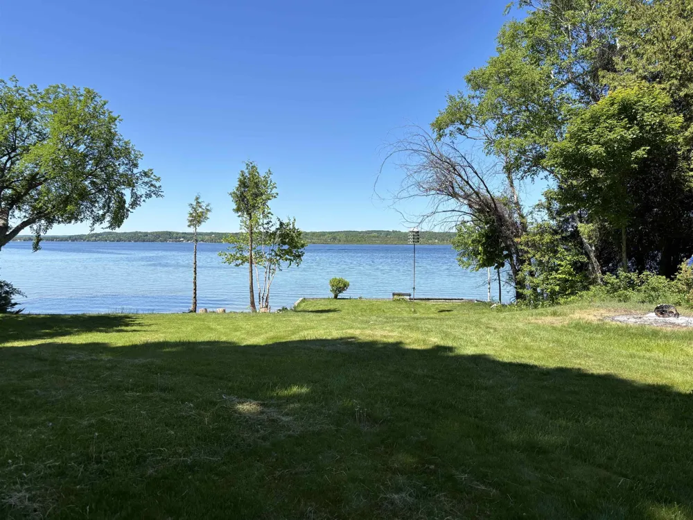 5962 S Lake Leelanau Drive Bingham Township, MI 49684