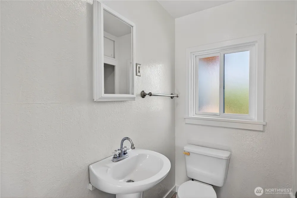 2009 11th Street Anacortes, WA 98221