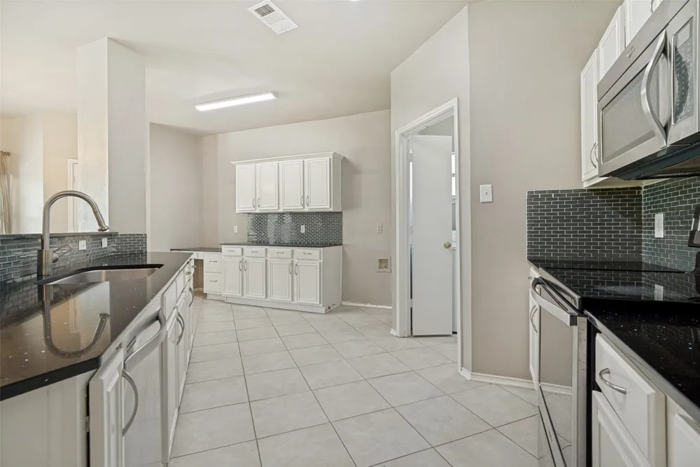 1628 Tyler Terrace Mansfield, TX 76063