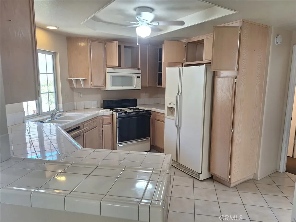 28230 Avenida Francesca Menifee, CA 92585