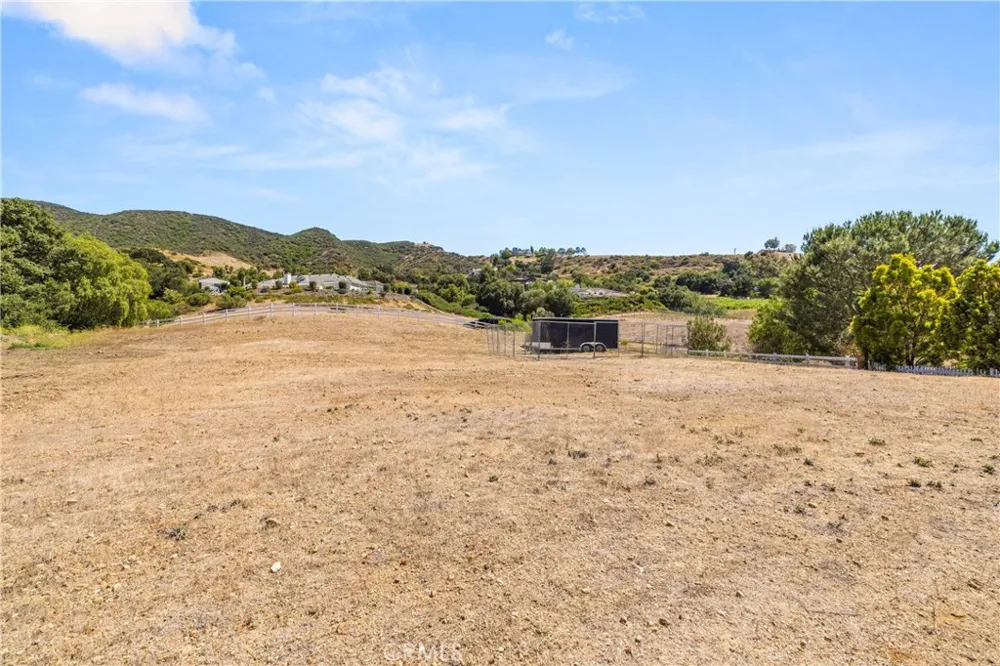 2140 Speck Lane Newbury Park, CA 91320
