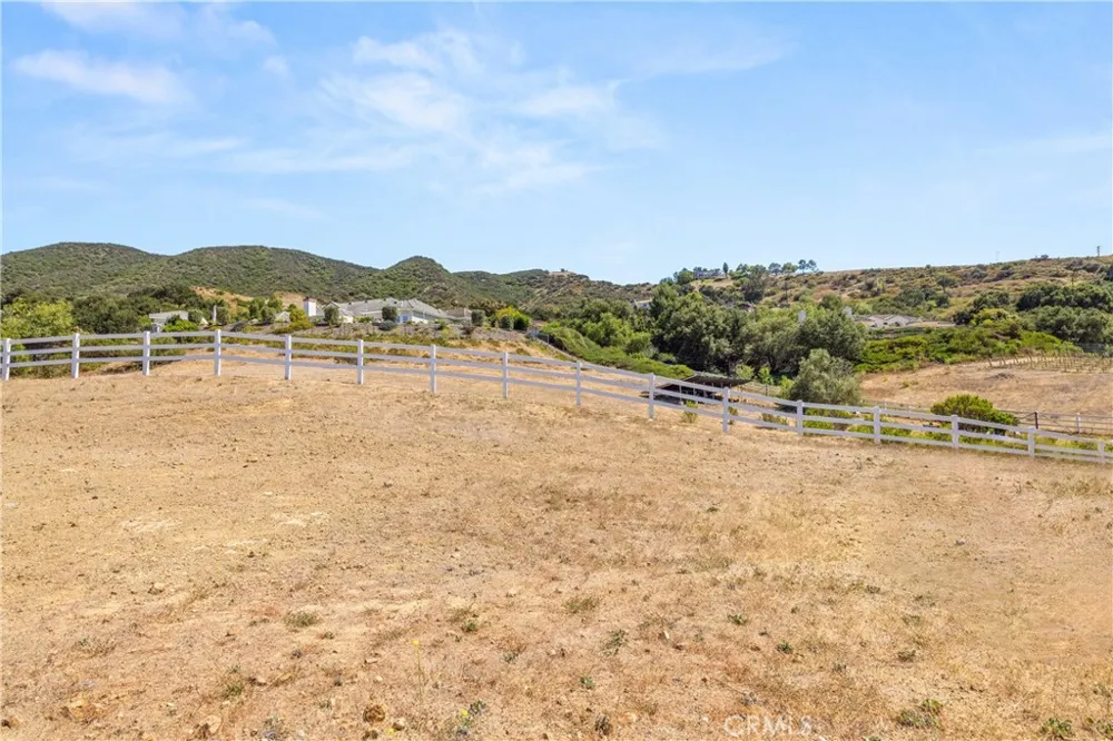2140 Speck Lane Newbury Park, CA 91320