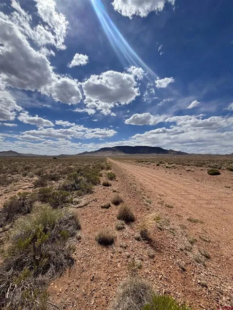 2 La Jara Trail