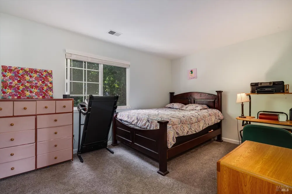 1506 Townview Avenue Santa Rosa, CA 95405