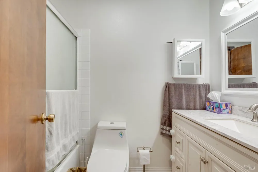 1506 Townview Avenue Santa Rosa, CA 95405