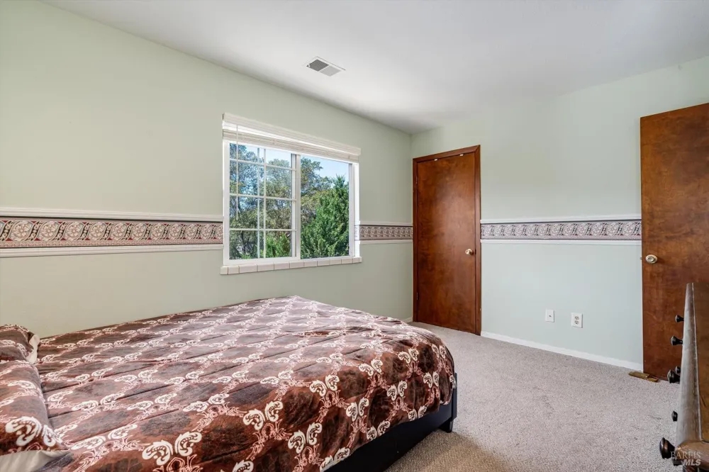 1506 Townview Avenue Santa Rosa, CA 95405