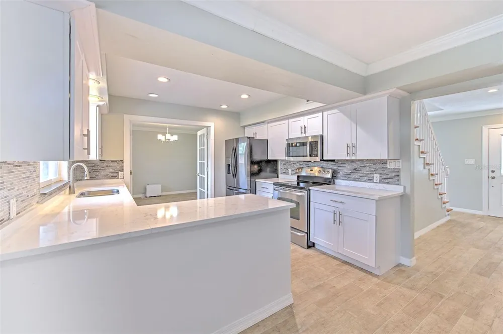 4711 W SAN RAFAEL STREET Tampa, FL 33629