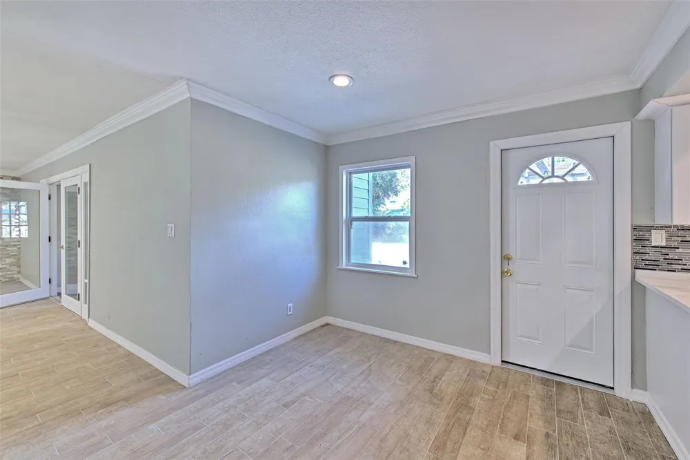 4711 W SAN RAFAEL STREET Tampa, FL 33629