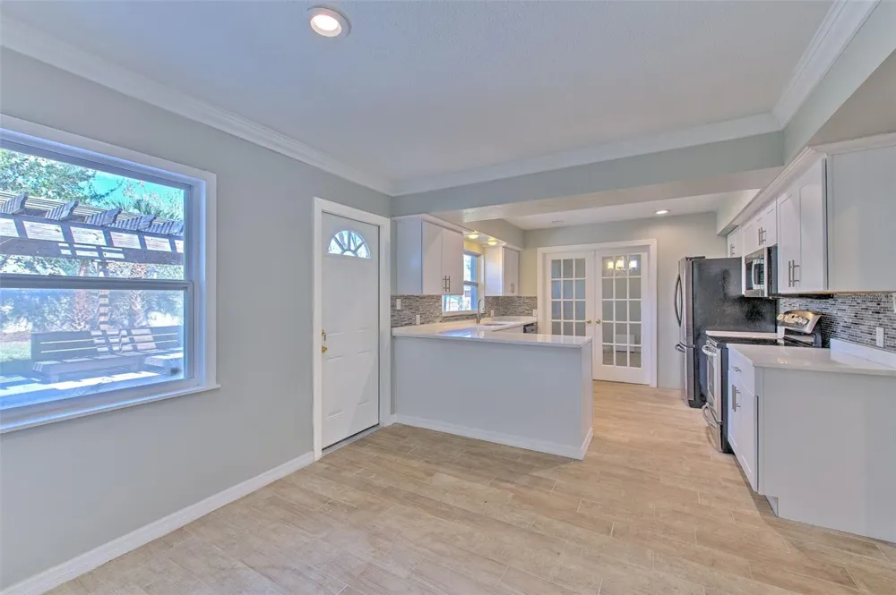 4711 W SAN RAFAEL STREET Tampa, FL 33629