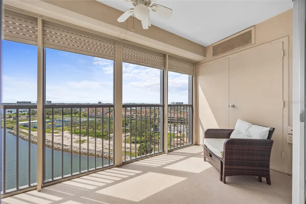 10355 PARADISE BOULEVARD #907 Treasure Island, FL 33706