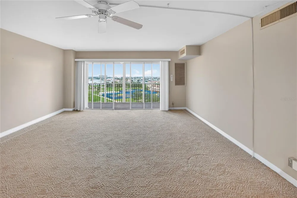 10355 PARADISE BOULEVARD #907 Treasure Island, FL 33706