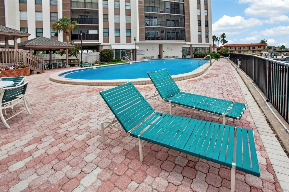 10355 PARADISE BOULEVARD #907 Treasure Island, FL 33706