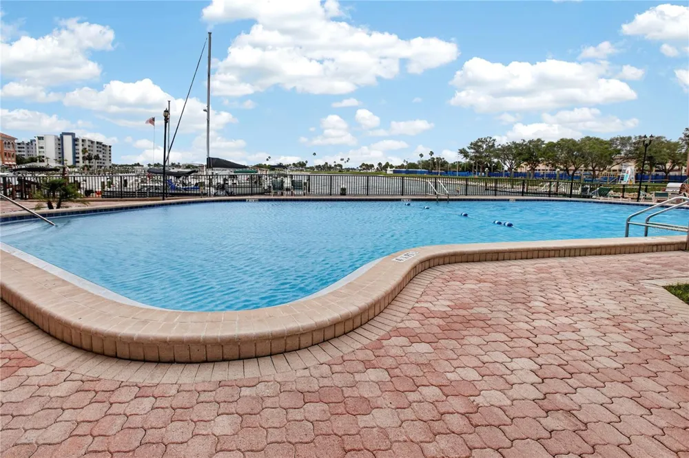 10355 PARADISE BOULEVARD #907 Treasure Island, FL 33706