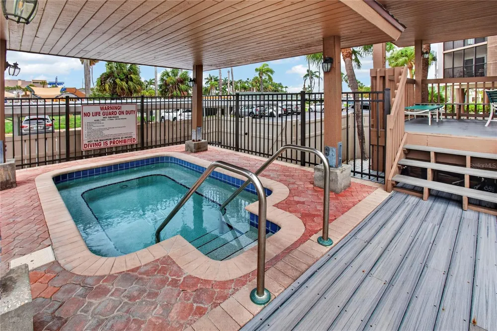 10355 PARADISE BOULEVARD #907 Treasure Island, FL 33706