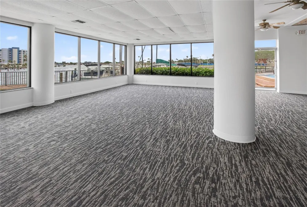 10355 PARADISE BOULEVARD #907 Treasure Island, FL 33706