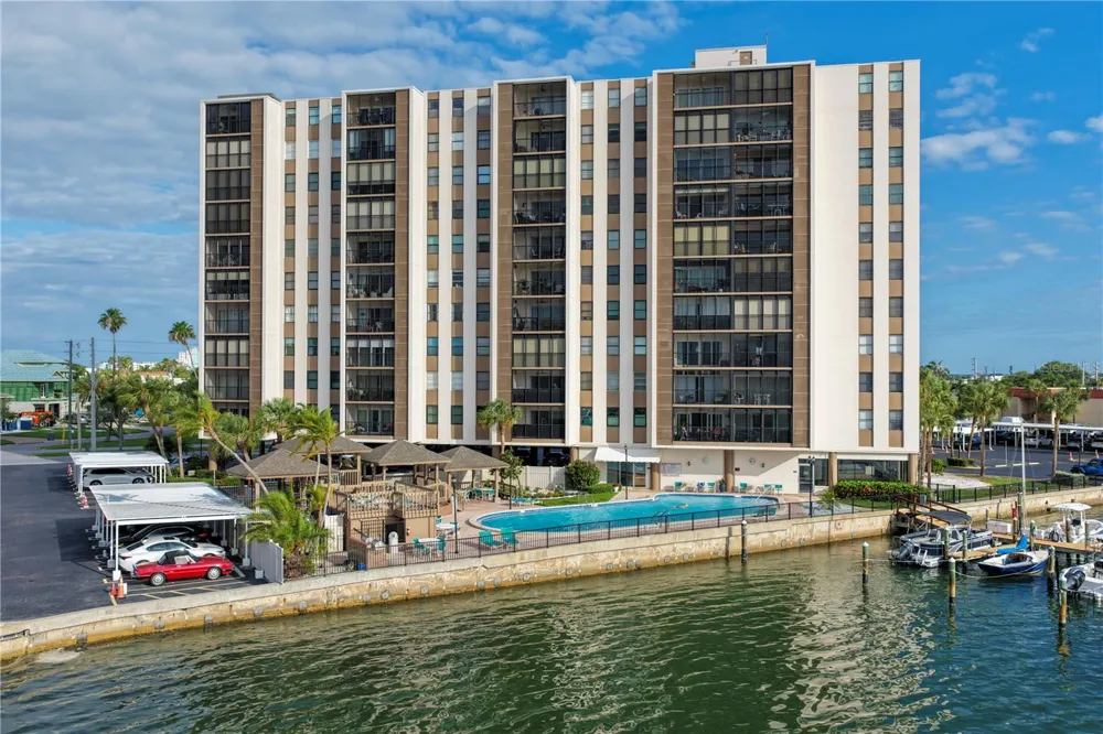 10355 PARADISE BOULEVARD #907 Treasure Island, FL 33706