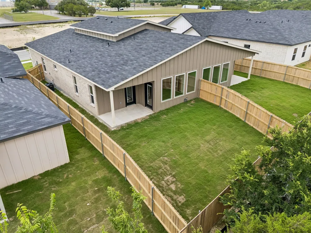 1307 Lone Pine Way Killeen, TX 76543