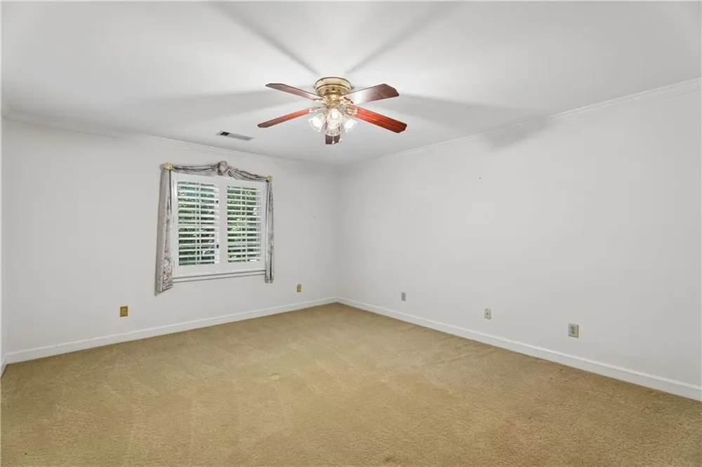 4957 Chedworth Drive Smoke Rise, GA 30087
