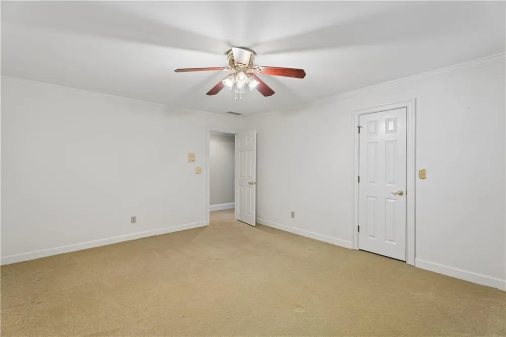 4957 Chedworth Drive Smoke Rise, GA 30087