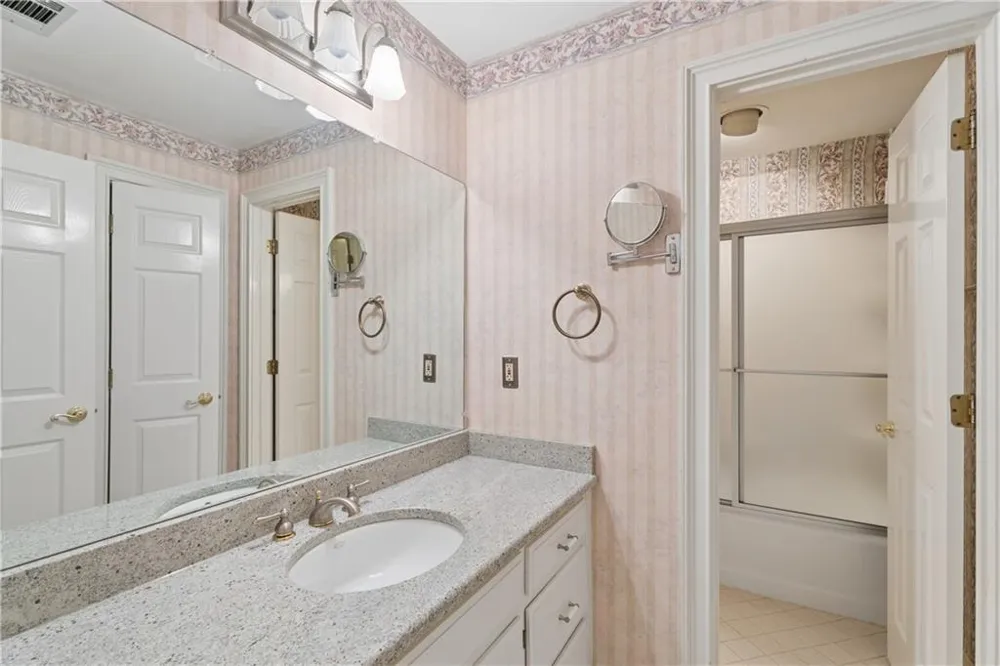 4957 Chedworth Drive Smoke Rise, GA 30087
