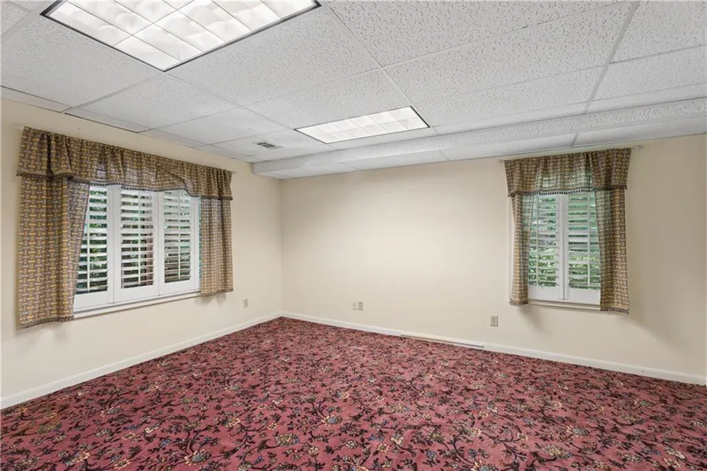 4957 Chedworth Drive Smoke Rise, GA 30087