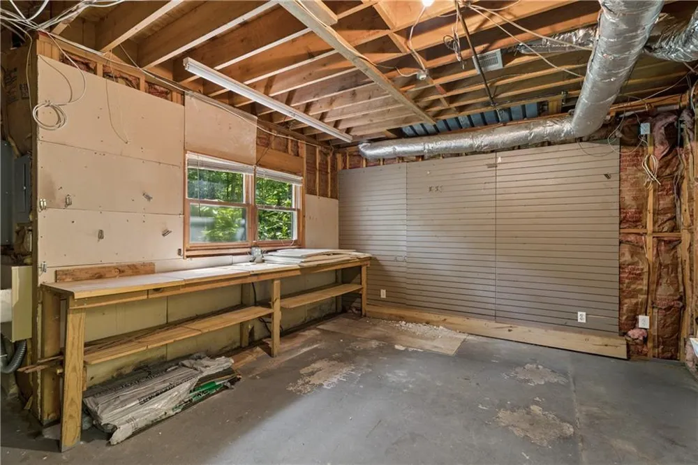 4957 Chedworth Drive Smoke Rise, GA 30087