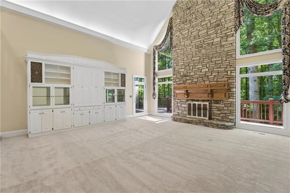 4957 Chedworth Drive Smoke Rise, GA 30087